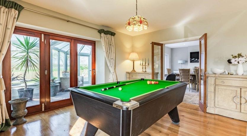 Photo of 5 Bed in Little Chesterton