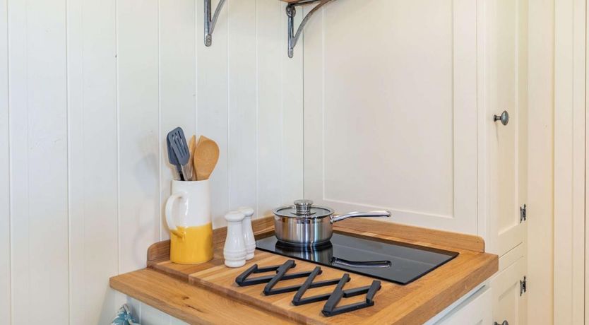 Photo of 1 Bed in Mellor