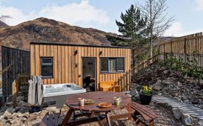 Photo of Log Cabin in The Highlands