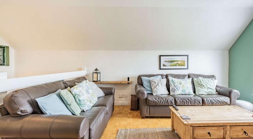 Photo of 2 Bed in Tenby