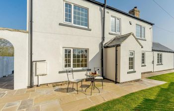 2 Bed in Thirsk Holiday Cottage