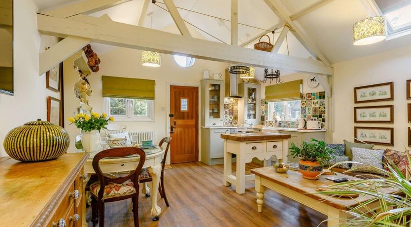 Photo of in Pershore  (87365)