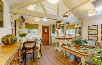 1 Bed in Pershore Holiday Cottage