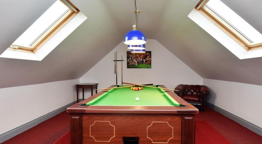 Photo of 5 Bed in Lampeter