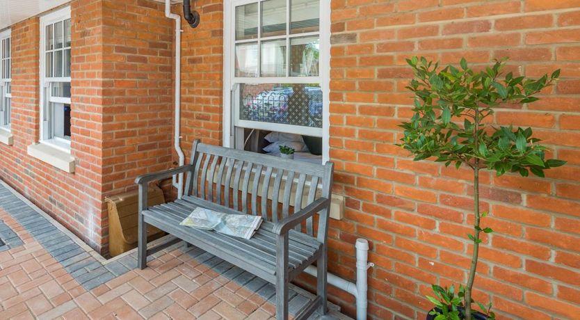 Photo of 1 Bed in Brockenhurst