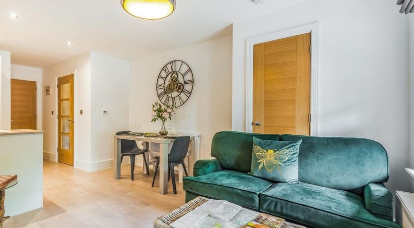 Photo of 1 Bed in Brockenhurst