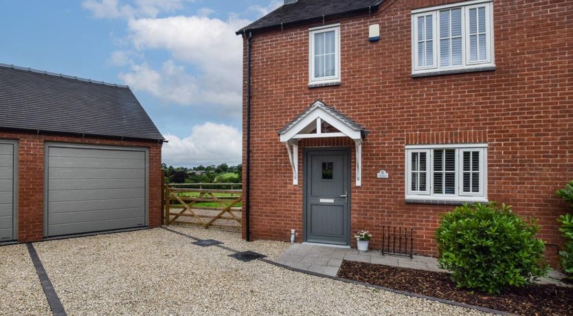 Photo of 3 Bed in Ashbourne