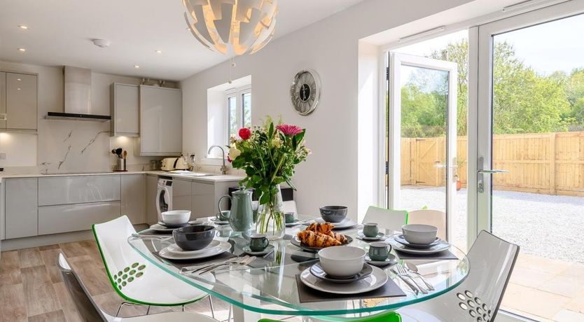 Photo of 3 Bed in Withycombe