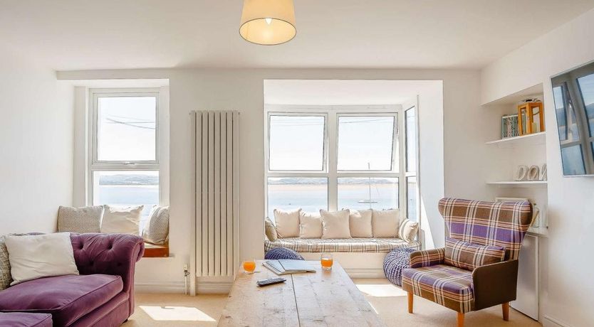 Photo of 4 Bed in Aberdovey