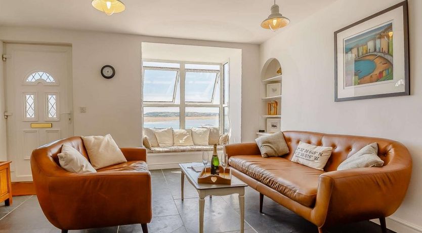 Photo of 4 Bed in Aberdovey