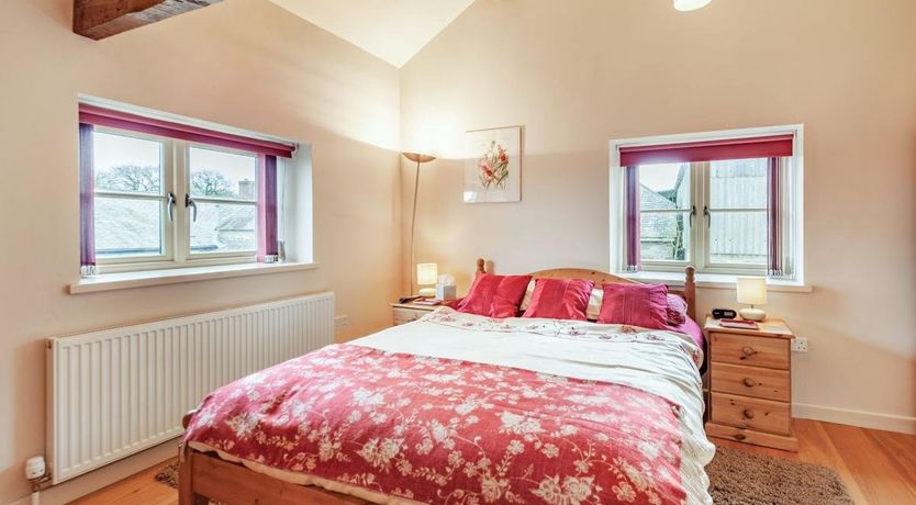 Photo of 3 Bed in Yarnscombe