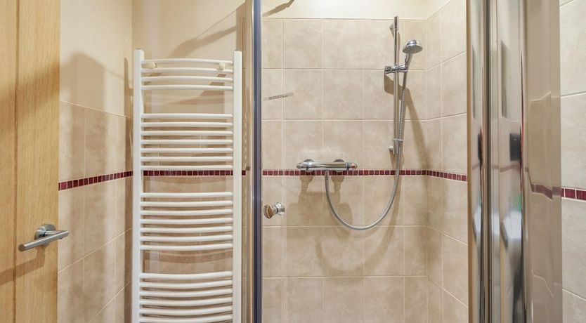 Photo of 3 Bed in Yarnscombe