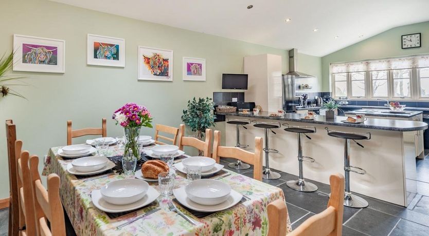 Photo of 3 Bed in Yarnscombe