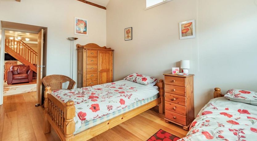 Photo of 3 Bed in Yarnscombe