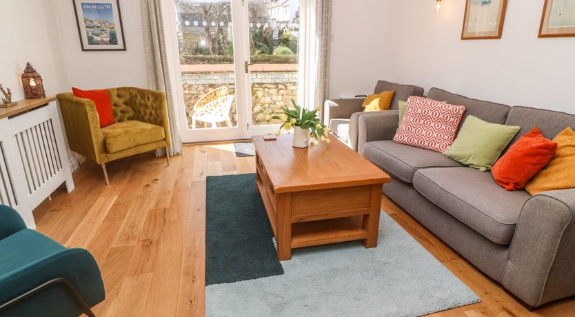 Photo of 'Riverside' Summercourt