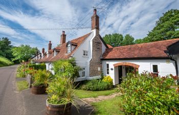 Pike Cottage Holiday Cottage