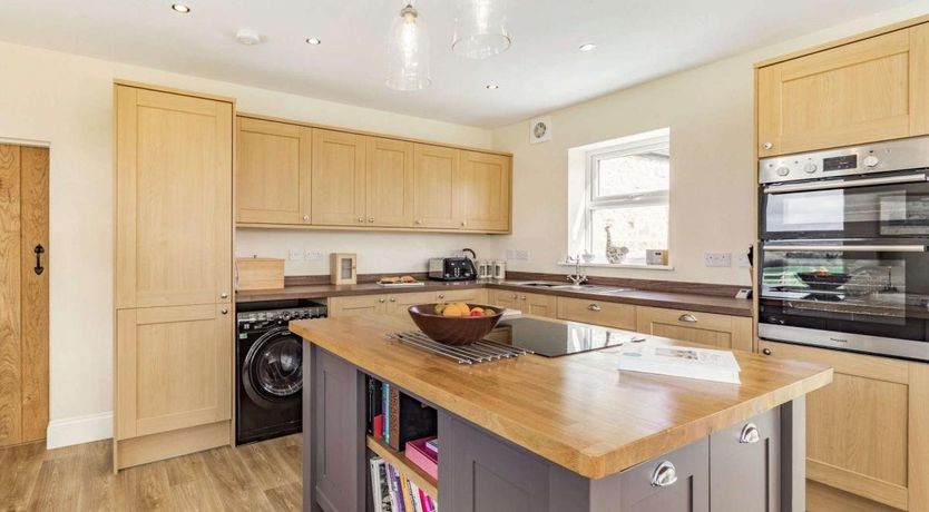 Photo of 2 Bed in Bilton