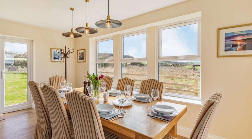 Photo of 2 Bed in Bilton