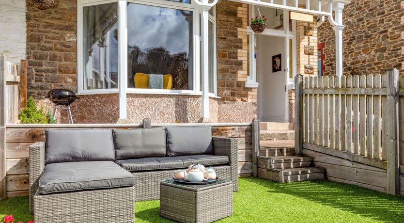 Photo of 4 Bed in Combe Martin