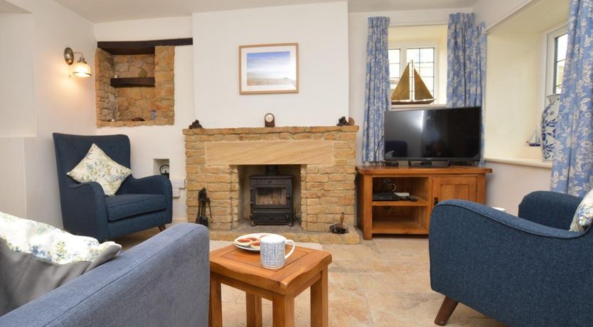 Photo of 1 Bed in Bridport