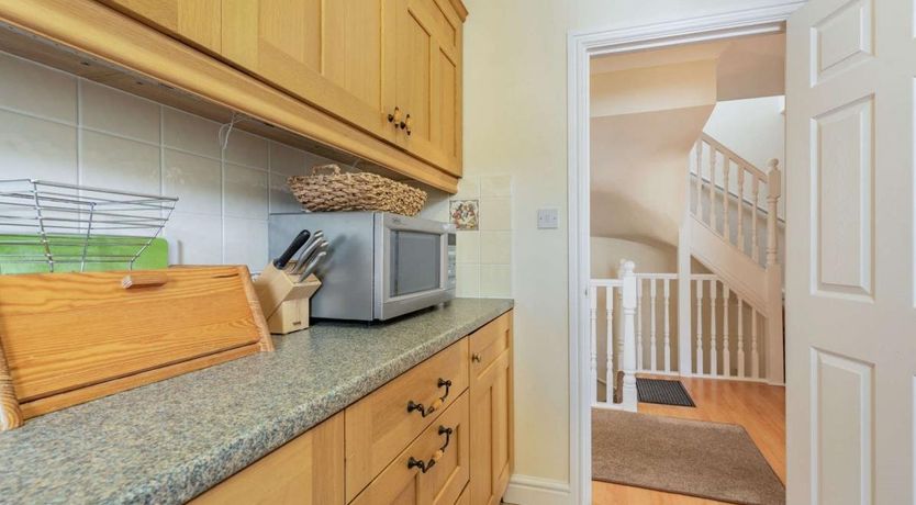 Photo of 3 Bed in Tenby