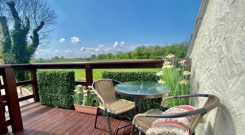 Photo of 1 Bed in Deeside