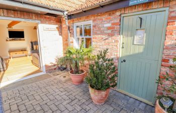 The Pine Holiday Cottage