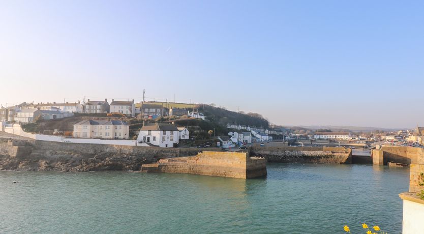 Photo of Meneage House