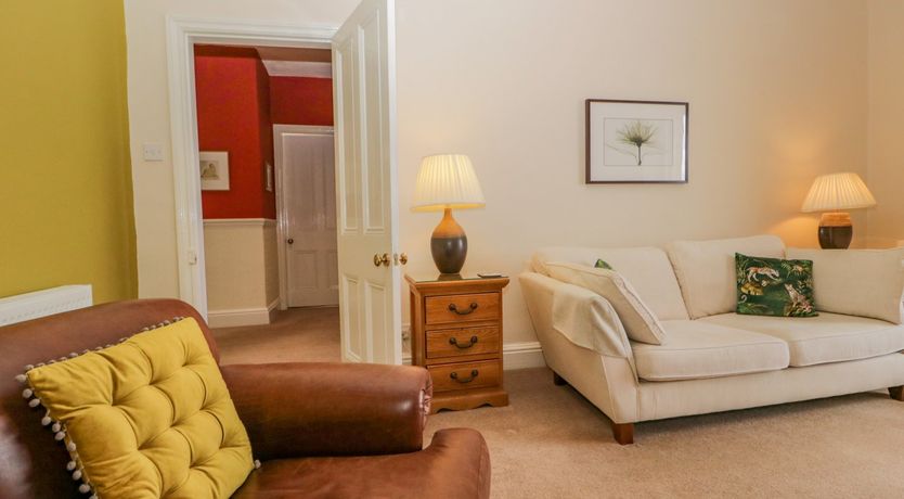 Photo of Crow's Nest