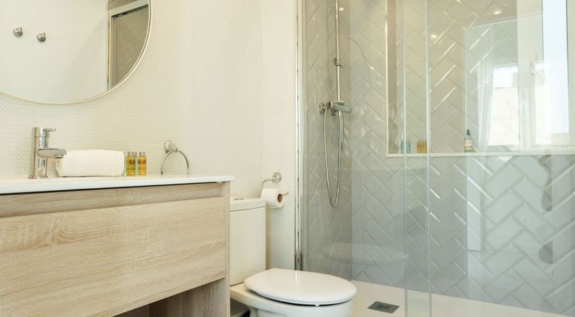 Photo of Gilded Jade