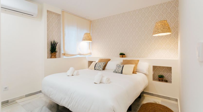 Photo of Gilded Jade