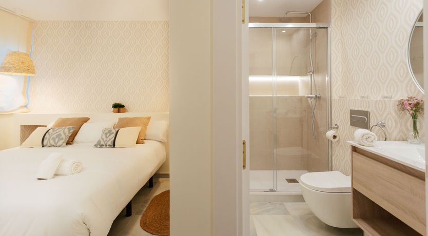 Photo of Gilded Jade