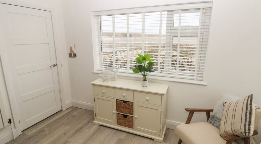 Photo of 2 Salt Cottage