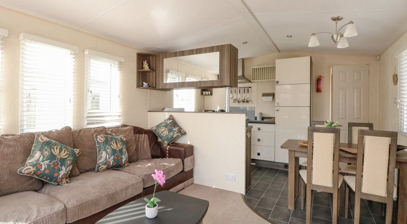 Photo of Audrey's Lodge, Foxburrow Hang