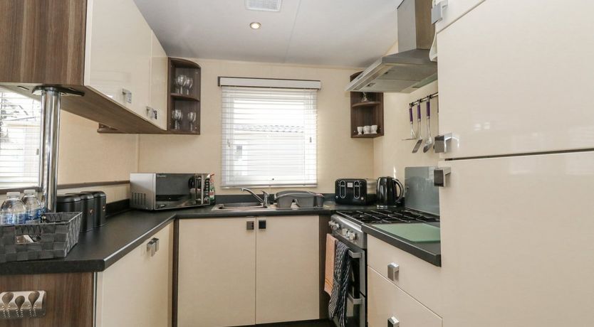 Photo of Audrey's Lodge, Foxburrow Hang