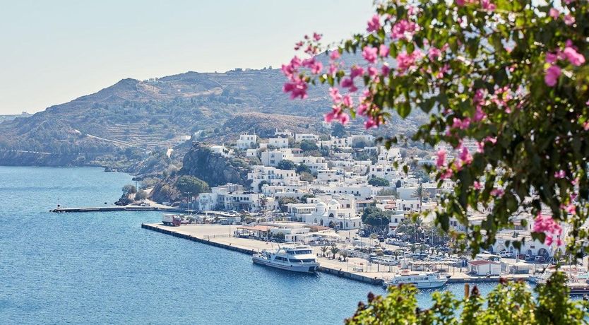 Photo of A Vision in White