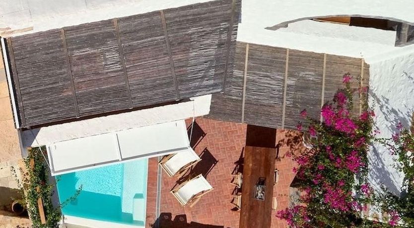 Photo of A Vision in White