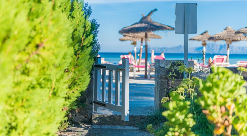 Photo of Gateway to the Beach