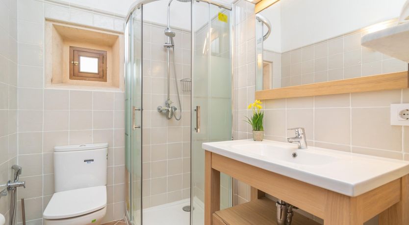 Photo of Emerald Waters