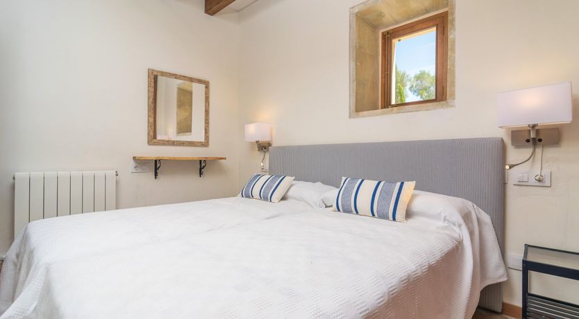 Photo of Emerald Waters