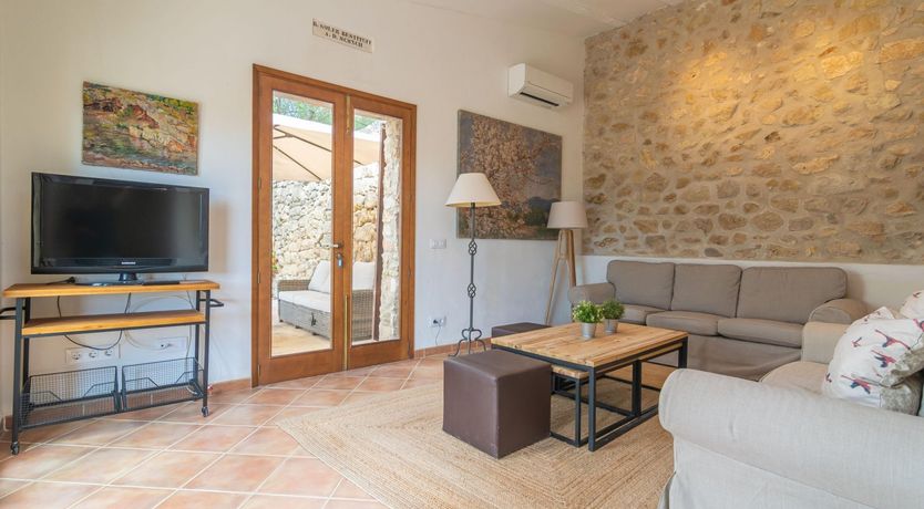 Photo of Emerald Waters