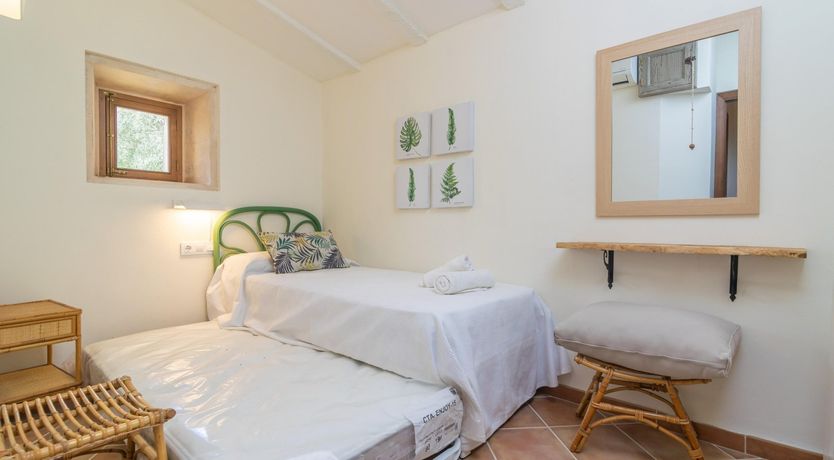 Photo of Emerald Waters