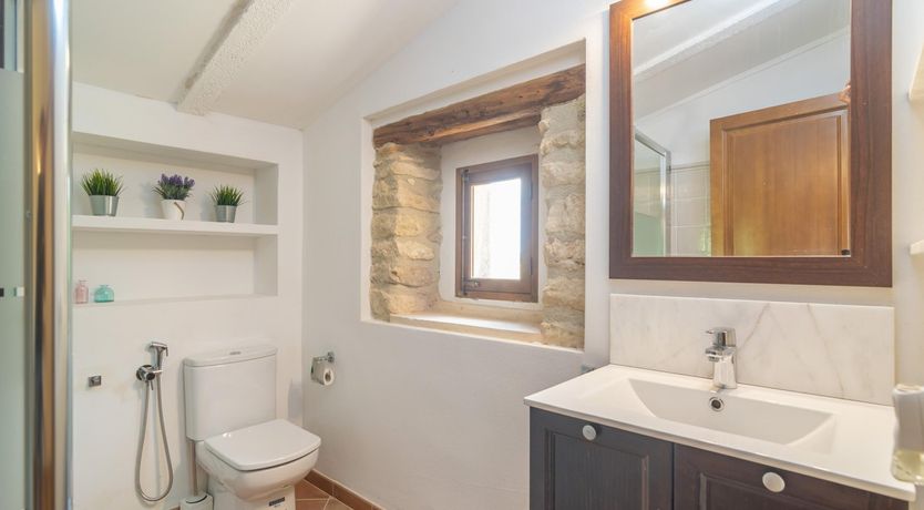 Photo of Emerald Waters