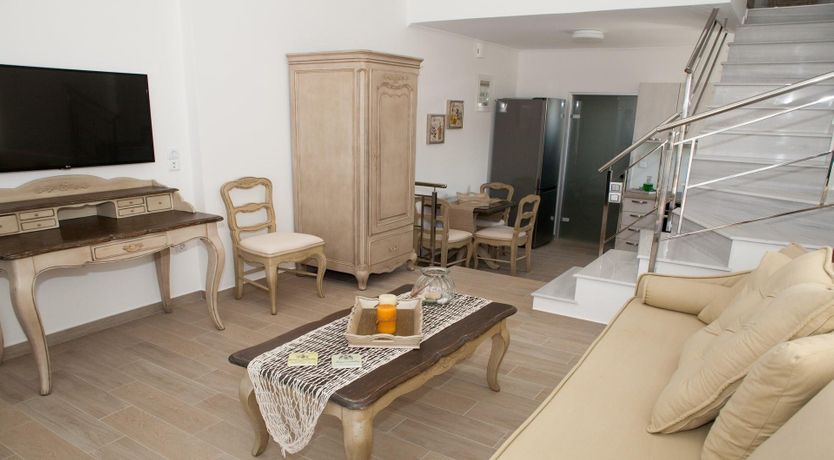 Photo of Sitia Pretty