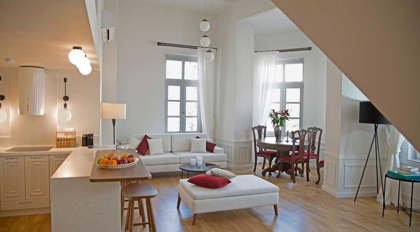 Photo of Acropolis Rise