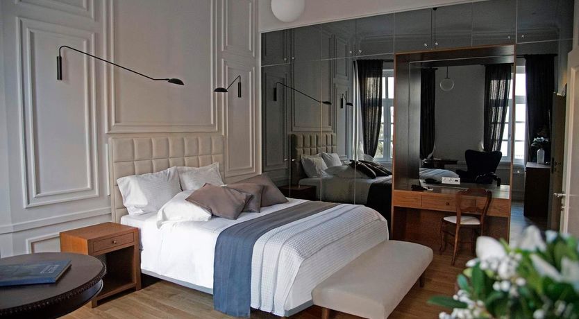 Photo of Acropolis Rise