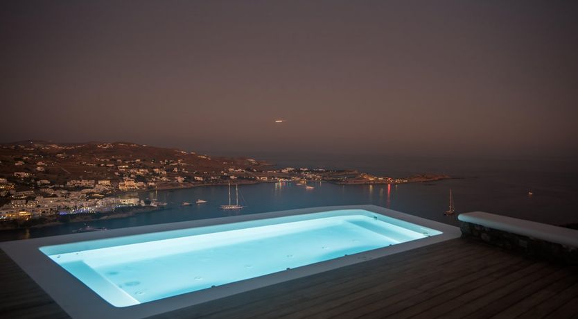 Photo of Kalokaíri Mantra