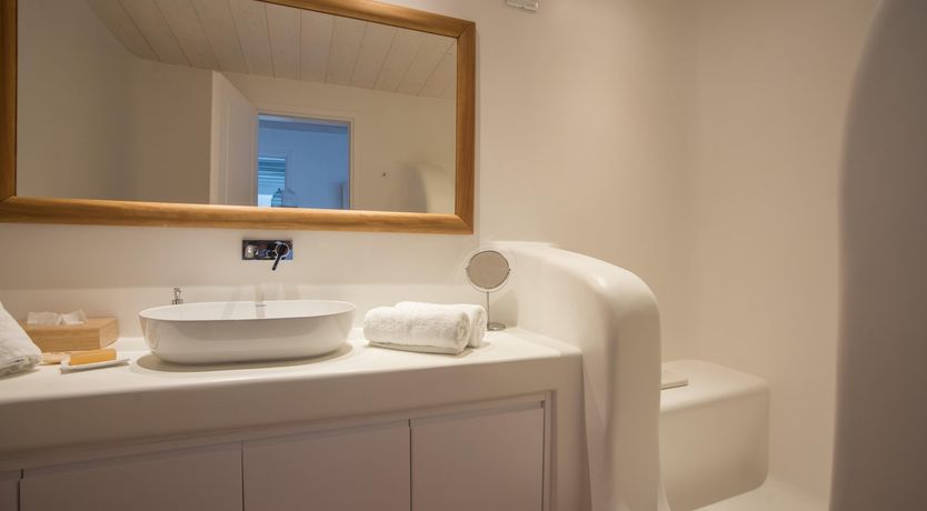 Photo of Kalokaíri Mantra