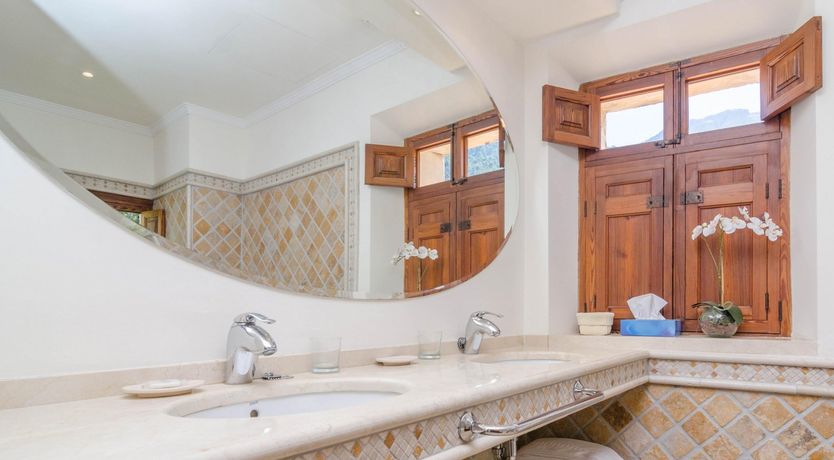 Photo of Palatial Dream