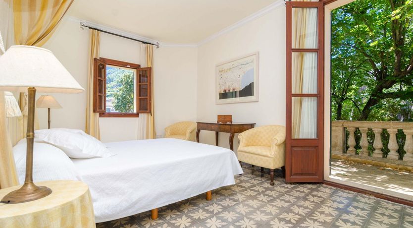 Photo of Palatial Dream